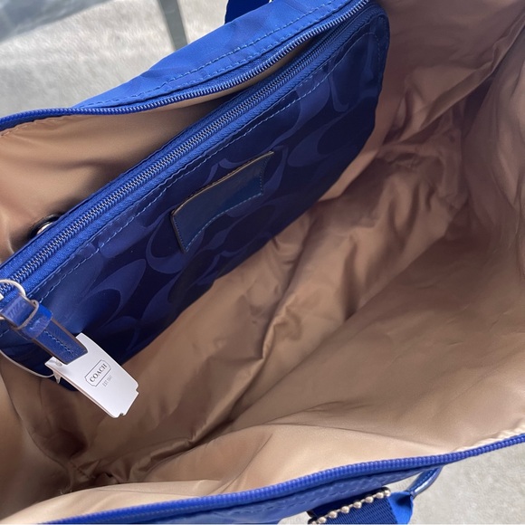 COACH Signature Getaway Weekender Tote Bag Blue Detachable Toiletry Bag Y2K - Picture 9 of 11